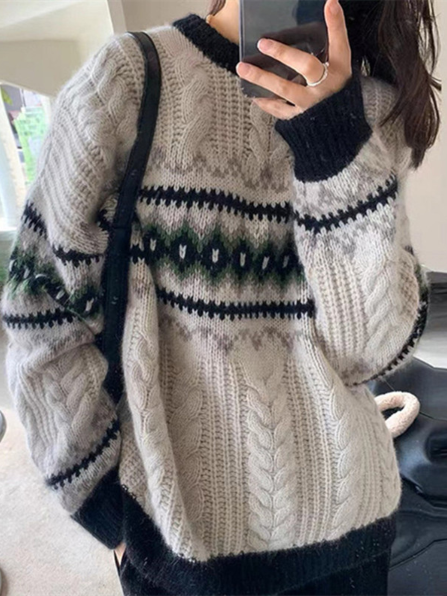 JO | Stylish twist knit sweater