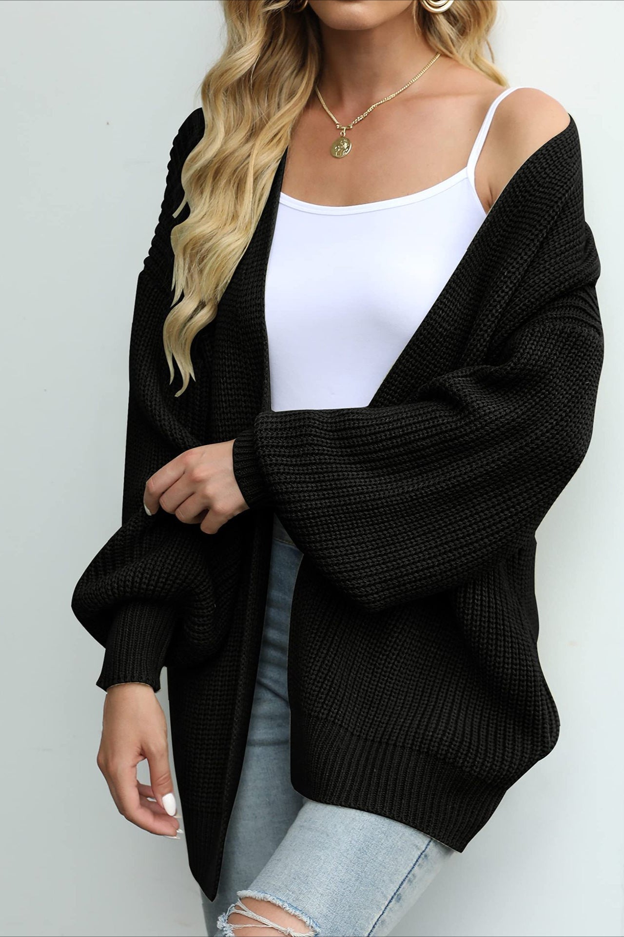 JO | Trendy and elegant winter cardigan