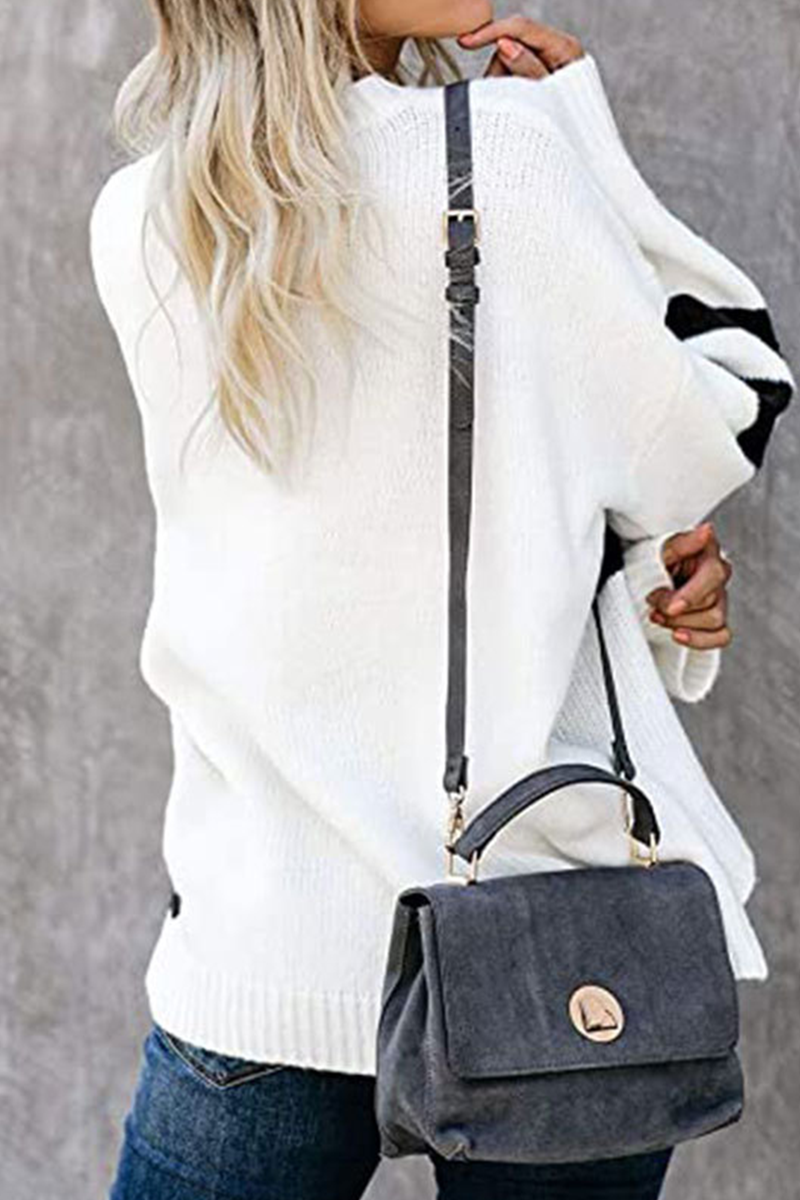 JO | Effortless and stylish winter sweaters