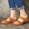 JO | Versatile and lightweight sandals