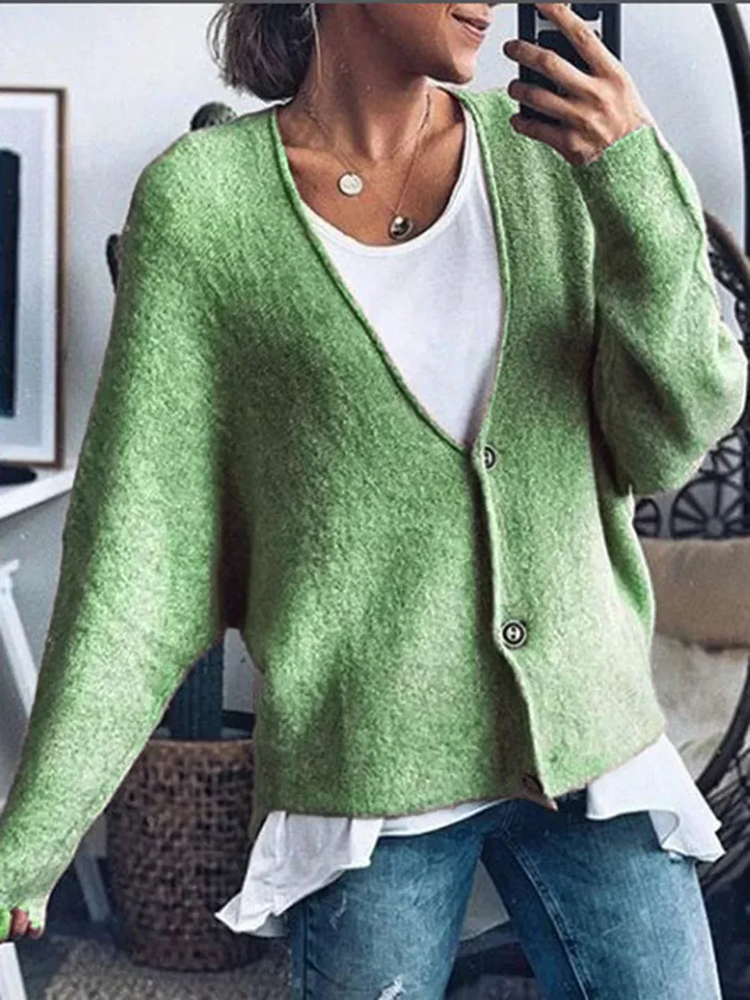 JO | Relaxed and stylish winter cardigan
