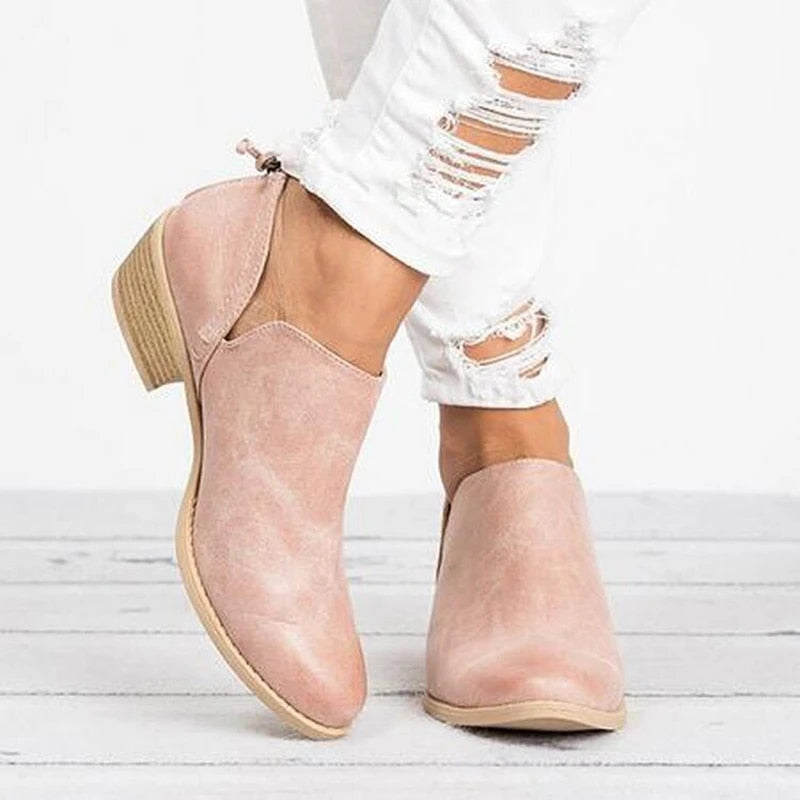 JO | Polished and cool boots