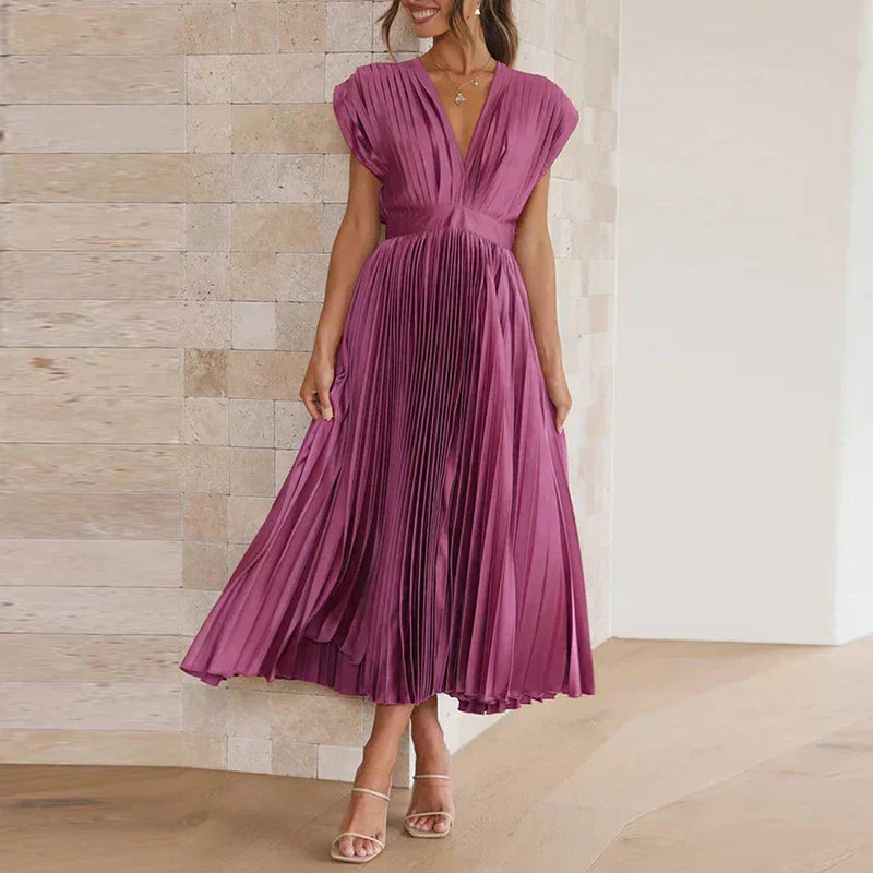 JO | Maxi dress with V-neck and pleats