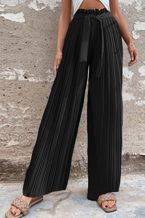 JO | Cheeky and airy pants