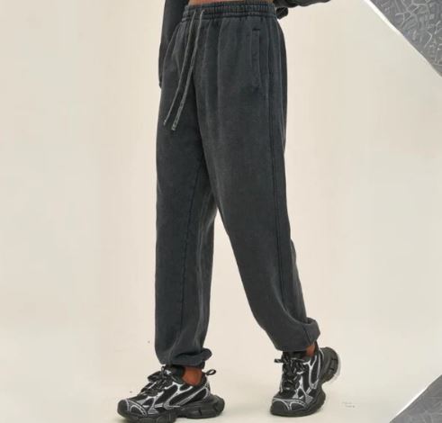 JO | Fashionable and effortless winter pants