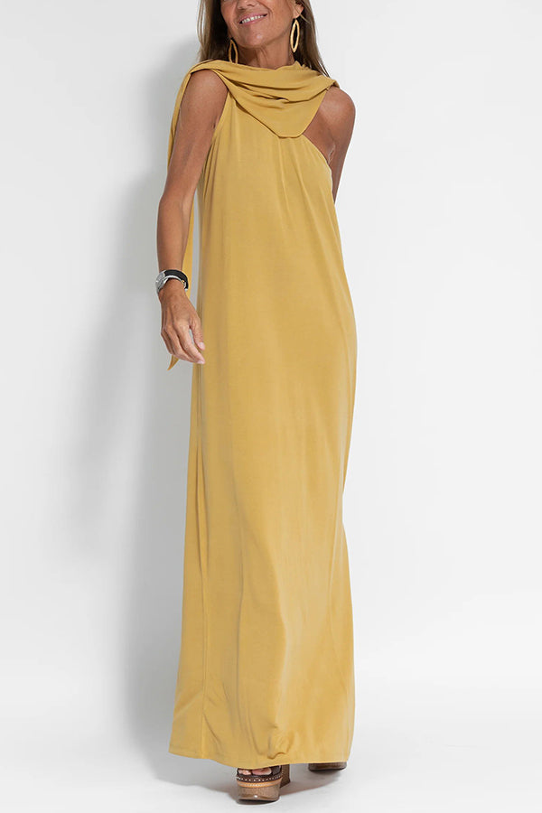 JO | Flawless and free one-shoulder maxi dress with relaxed slit