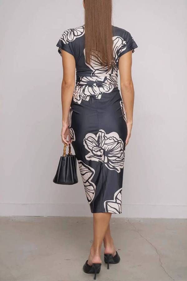 JO | Unique Bella Contrast Color Unique Print Dolman Sleeve Ruffled Slit Midi Dress
