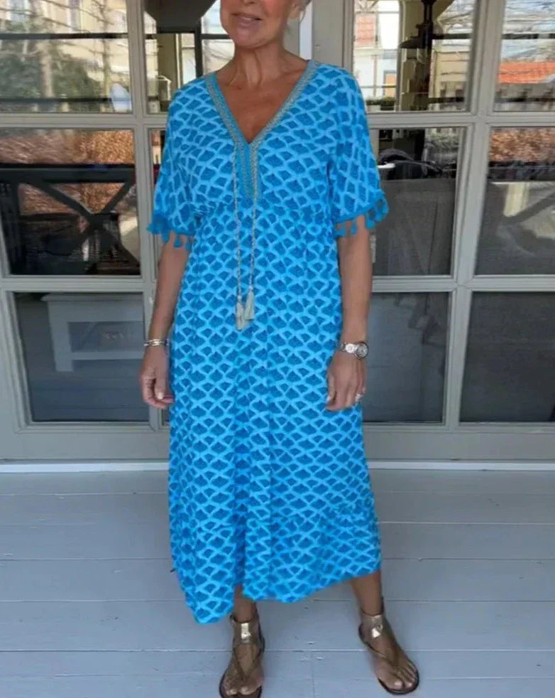 JO | Comfortable, loose-fitting midi dress with V-neckline