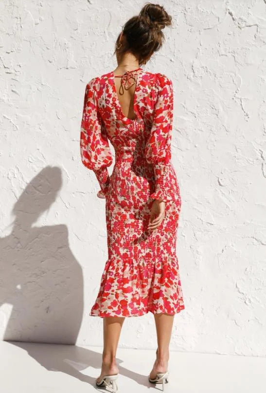 JO | Women's midi dress - Deep V-neck - Balloon sleeves - Ruched hem - Fitted silhouette