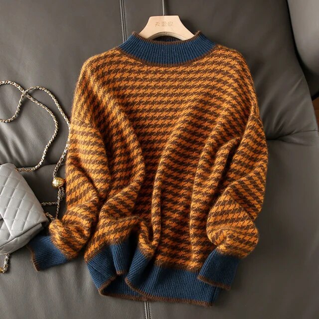 JO | Elegant, loose sweater with check pattern