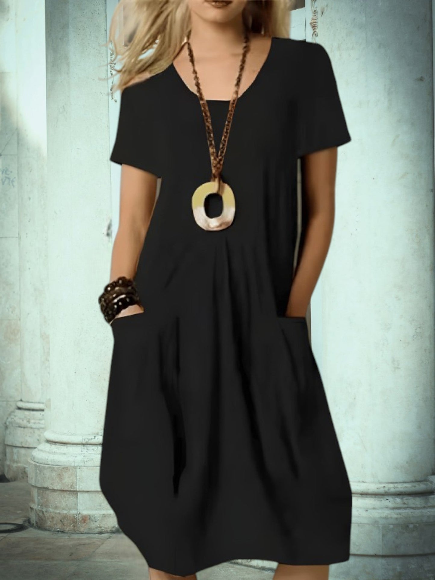 JO | Women's summer midi dress with round neckline and pockets