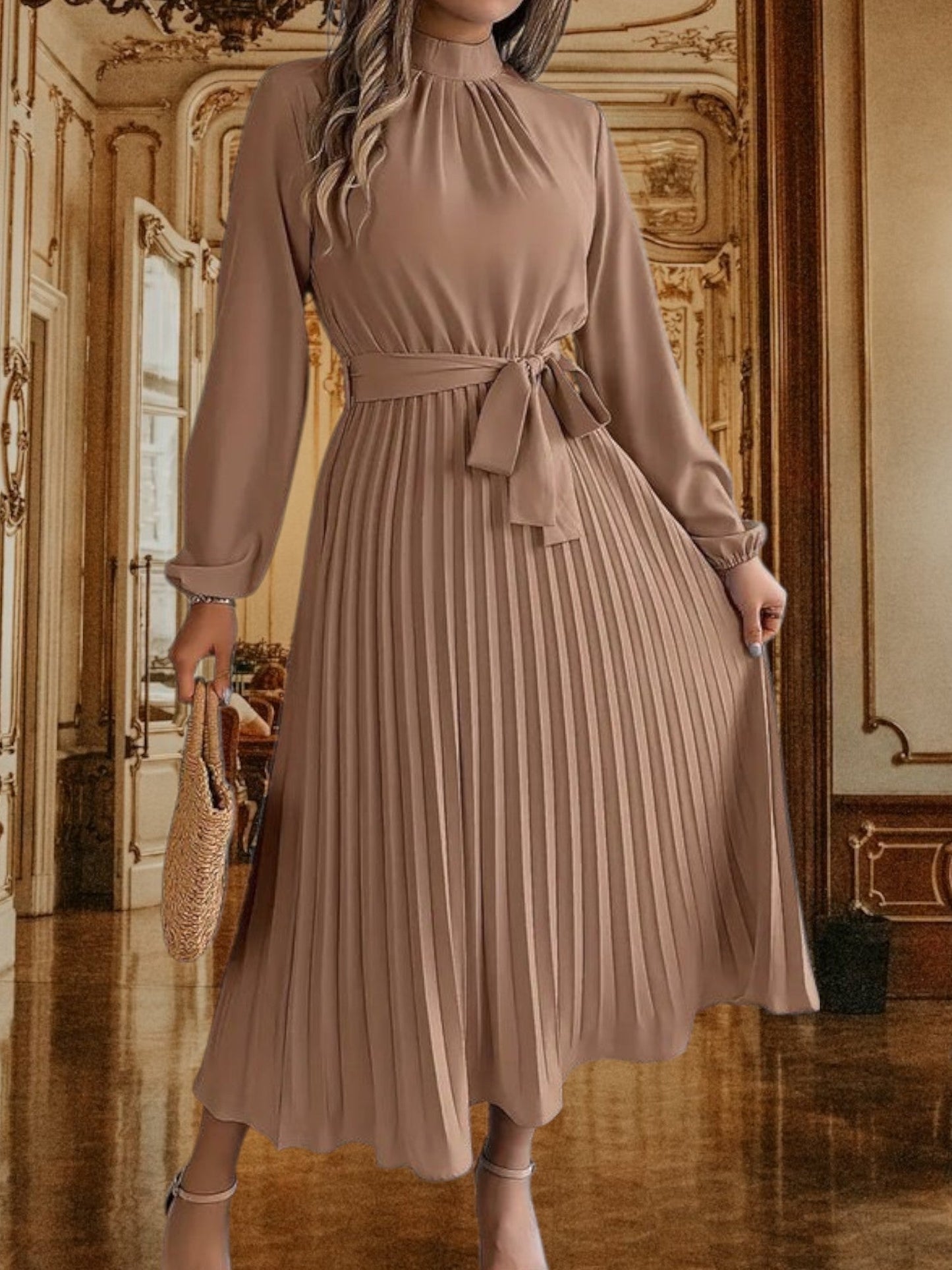 JO | Pleated midi dress with waist belt and long sleeves