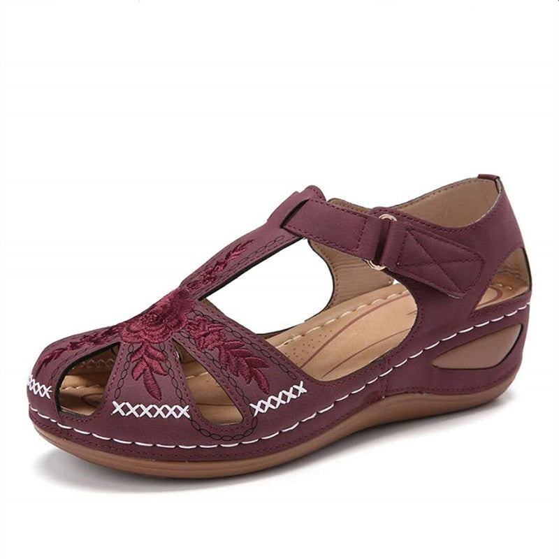 JO | Lively and lightweight sandals