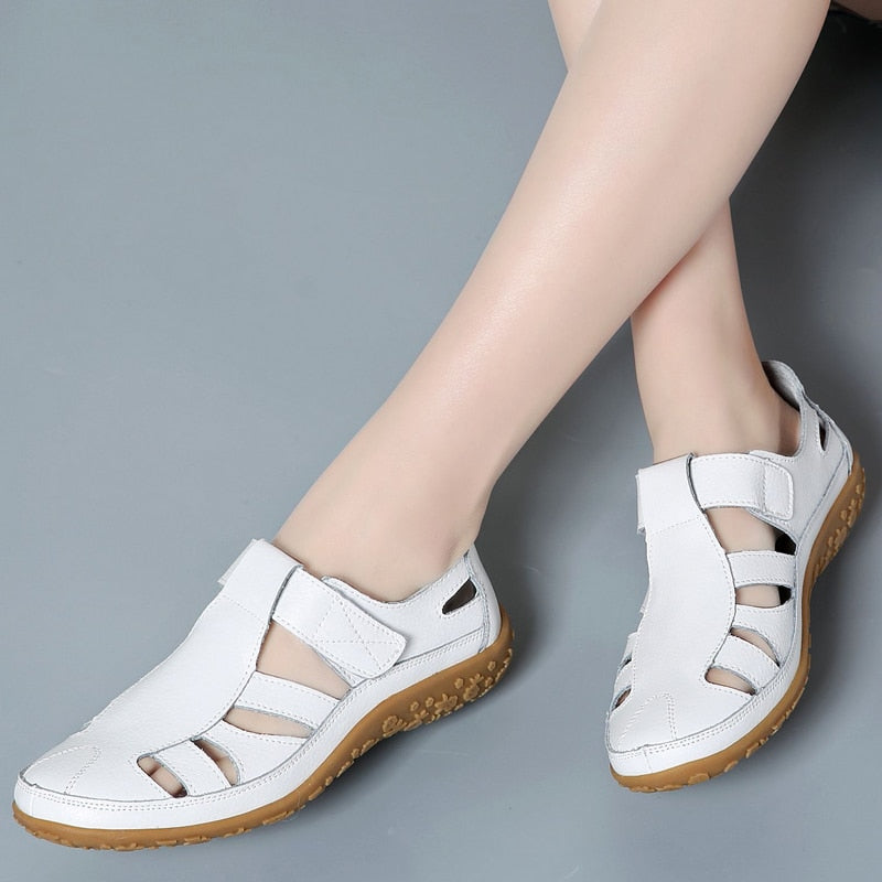 JO | Elegant and airy sandals