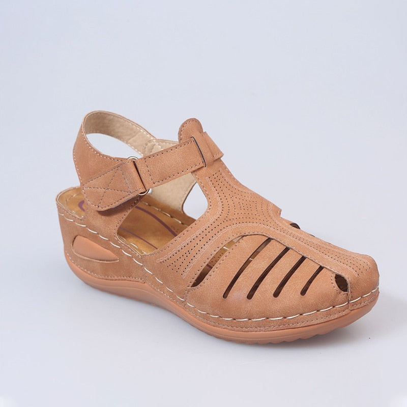 JO | Lively and lightweight sandals