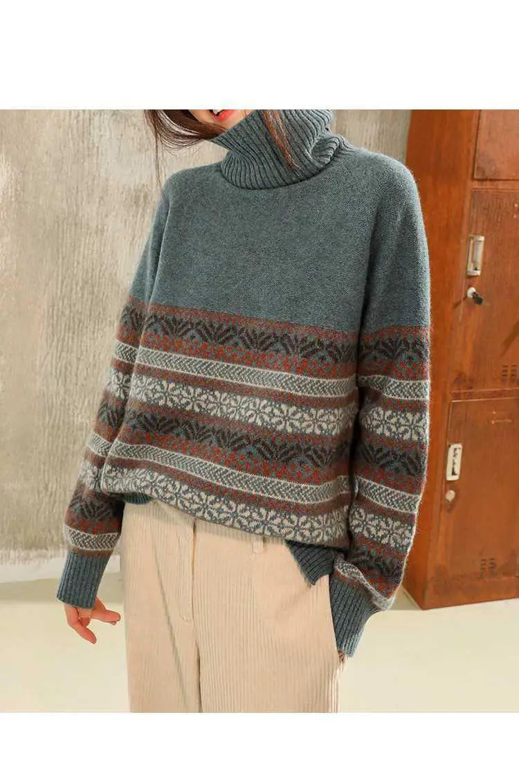 JO | Elegant sweater with vintage pattern
