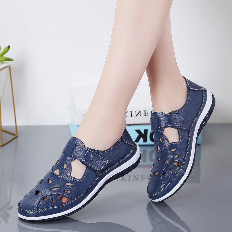 JO | Elegant and airy sandals