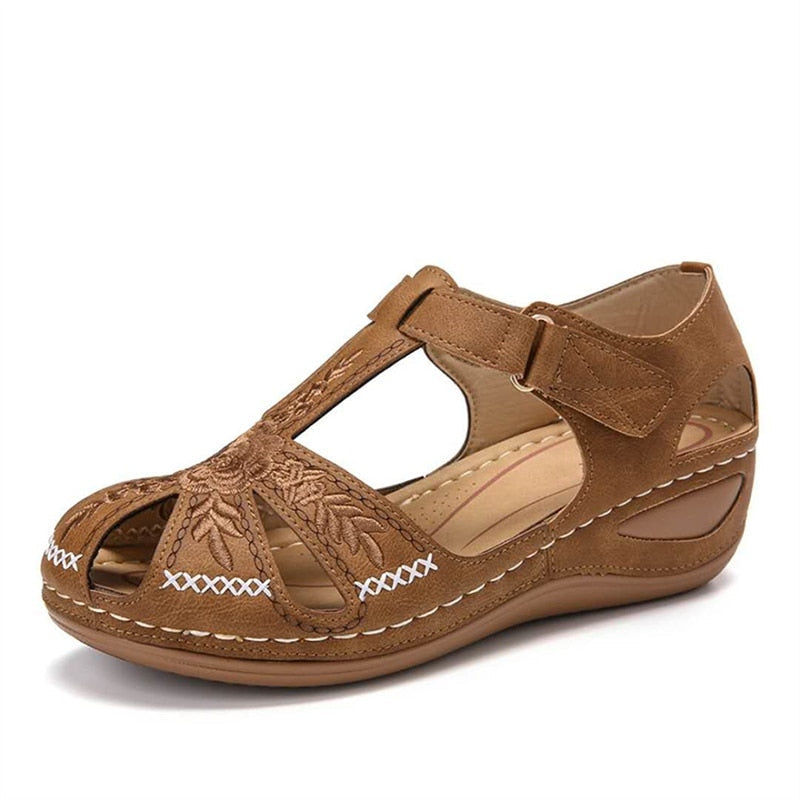 JO | Lively and lightweight sandals