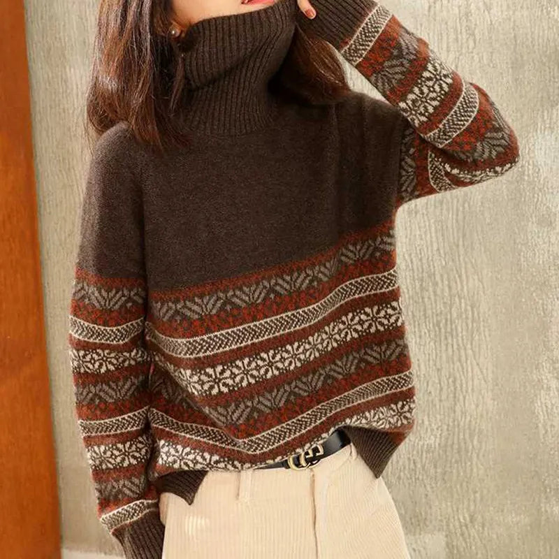 JO | Elegant sweater with vintage pattern