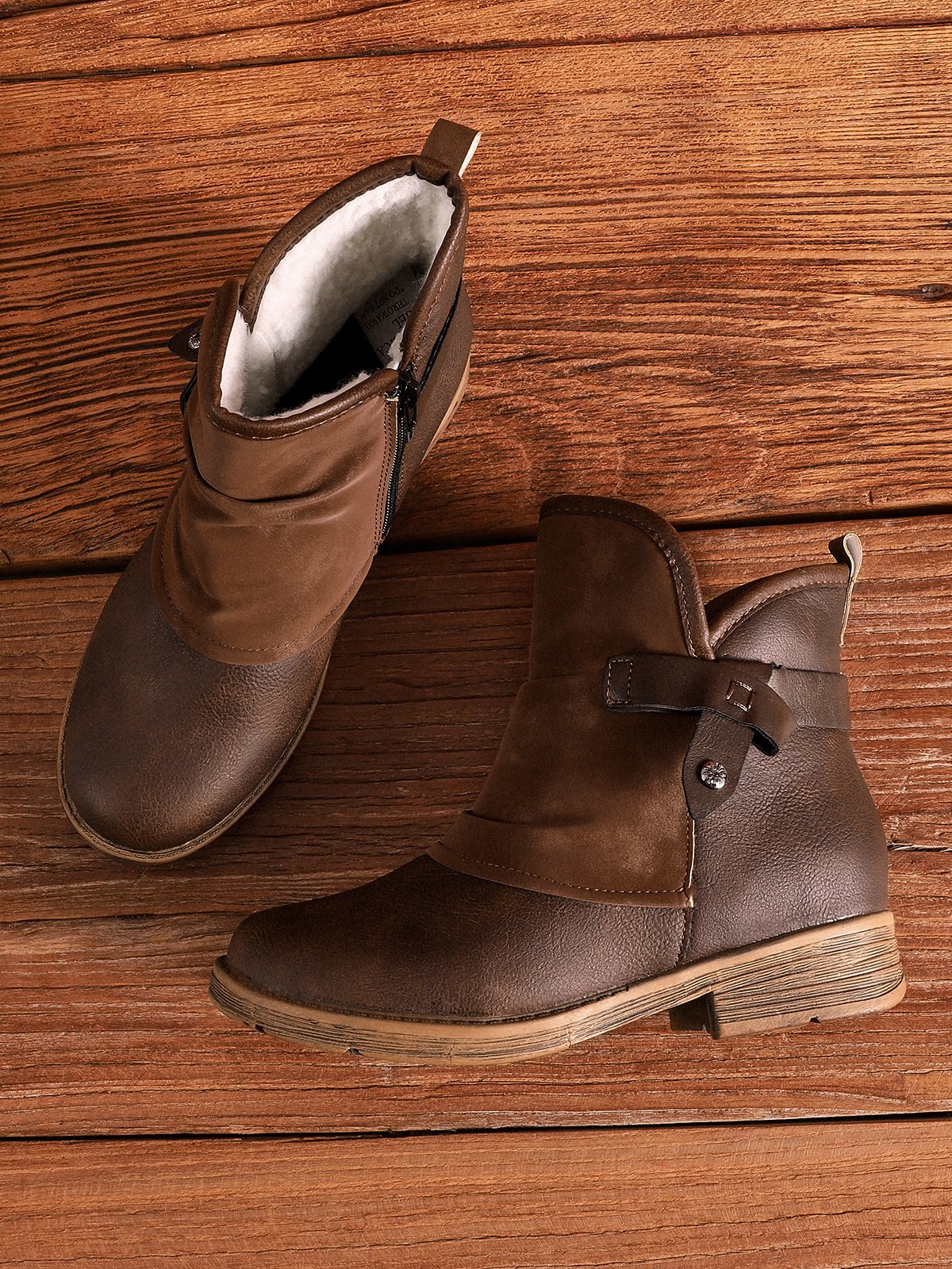 JO | Vintage-inspired ankle boots