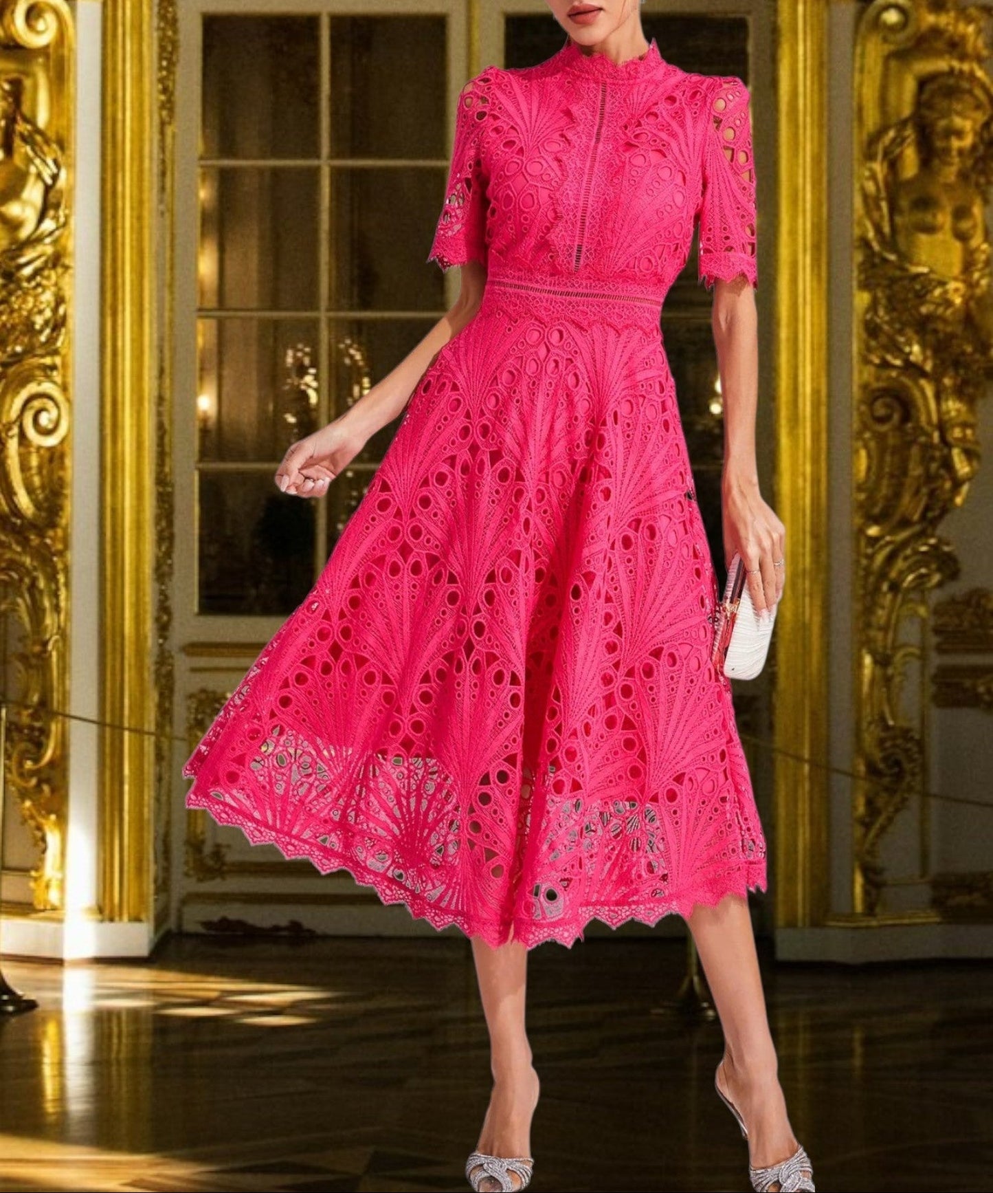 JO | Lace midi dress with flattering round neckline
