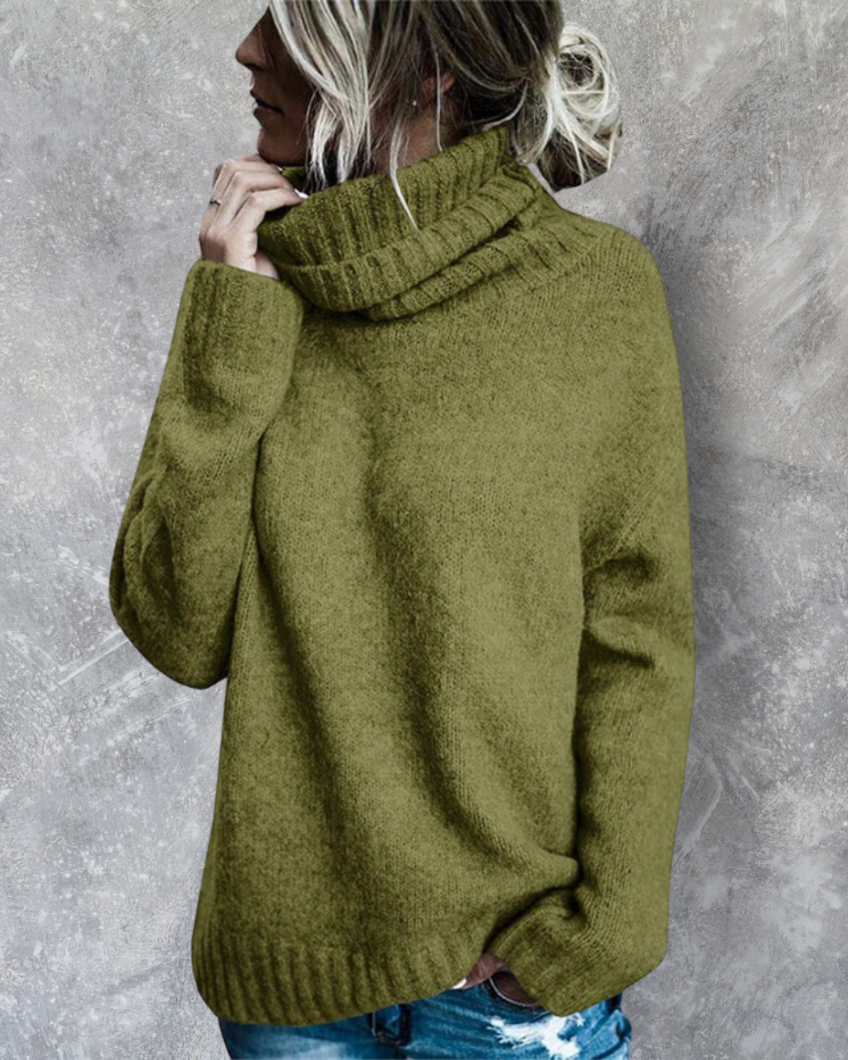 JO | Stylish and elegant knitted sweater