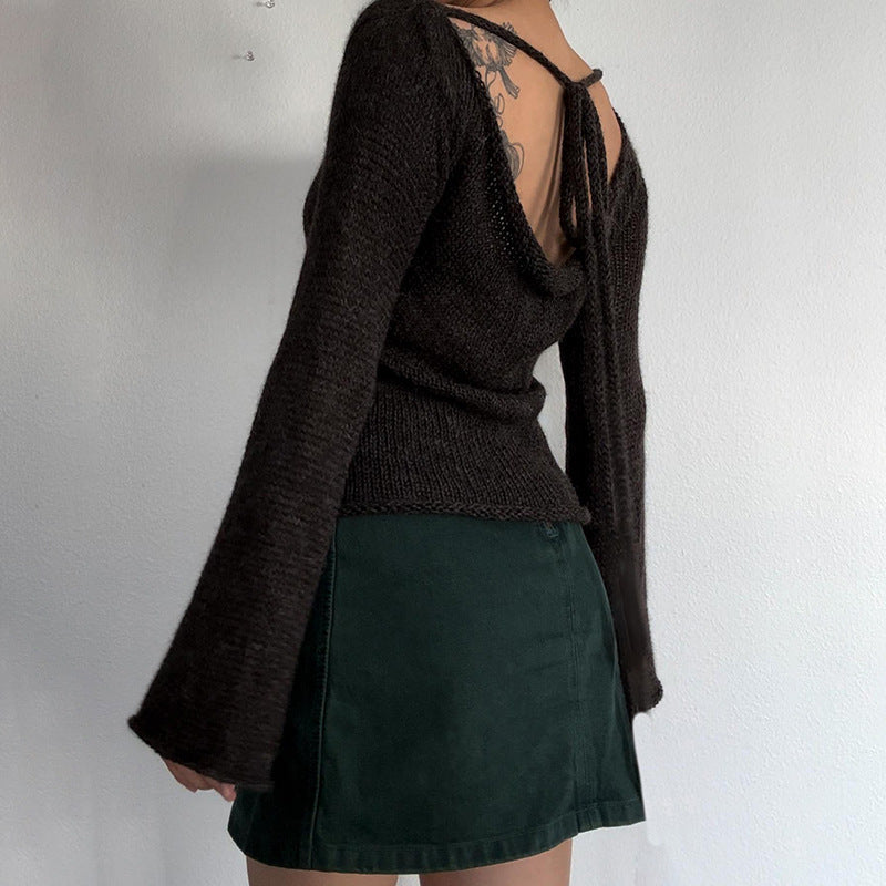 JO | Knitted sweater with bell sleeves and lace