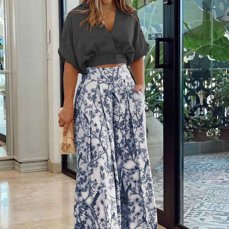 JO | Modern and lightweight tank top and pants set