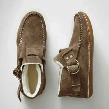 JO | Stylish ankle boots with buckle