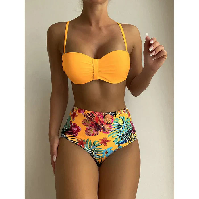 JO | Chic bikini with high waist and floral design