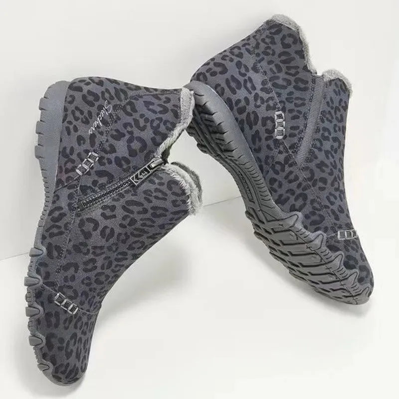 JO | leopard print ankle boots with faux fur lining