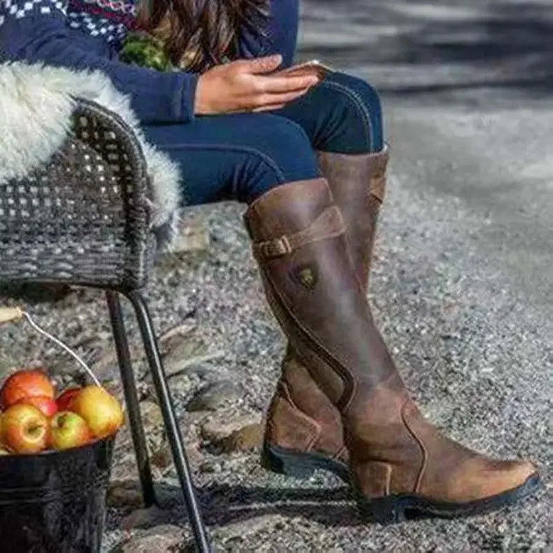 JO | Robust knee-high leather boots