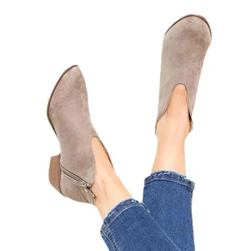JO | Comfortable ankle boots