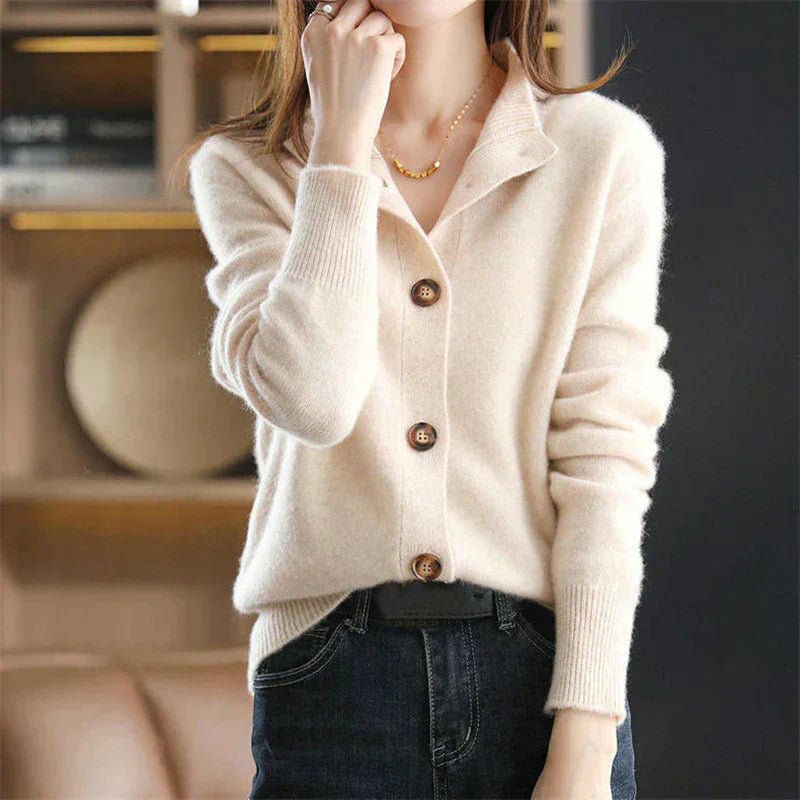 JO | Effortless and chic winter sweaters