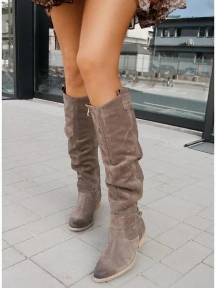 JO | Suede knee-high boots with side zipper