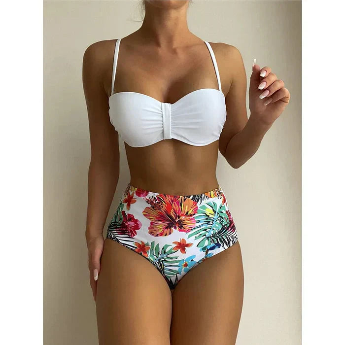 JO | Chic bikini with high waist and floral design