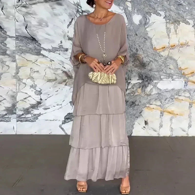 JO | Flowing maxi dress in a layered look