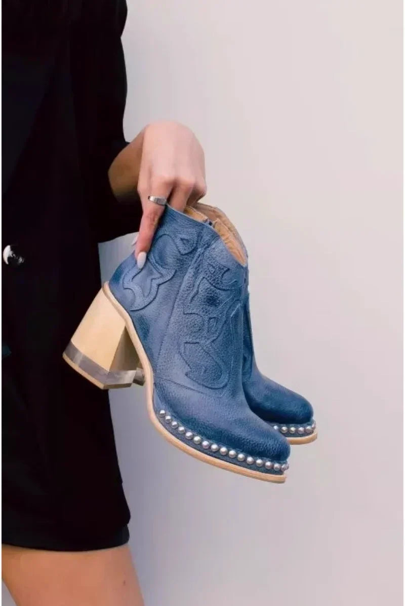 JO | Supportive and trendy boots