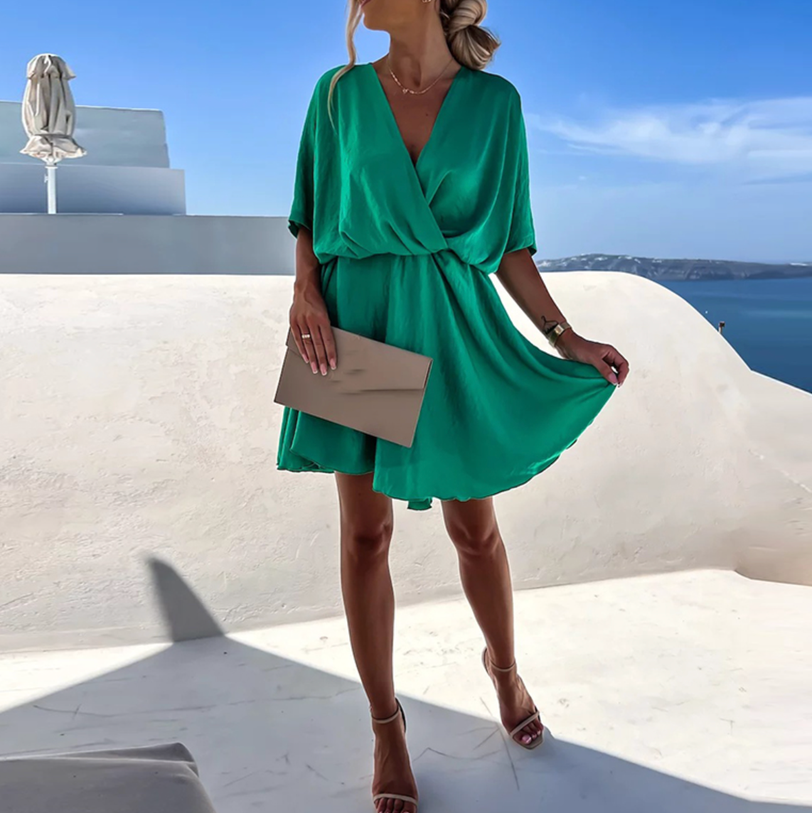 JO | Chic summer mini dress with high waist