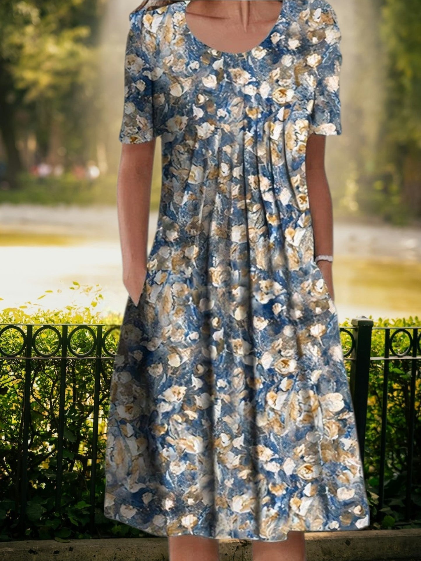 JO | Summery midi dress with a round neckline, short sleeves and a loose fit