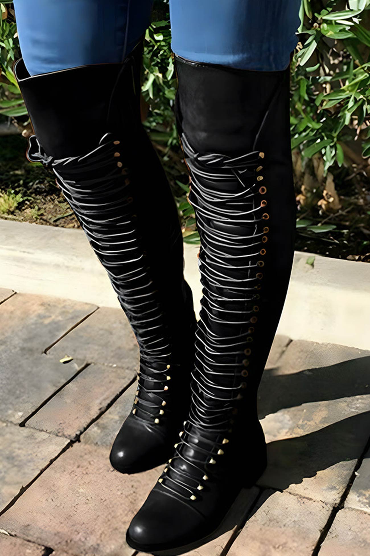 JO | Over-the-knee boots with laces