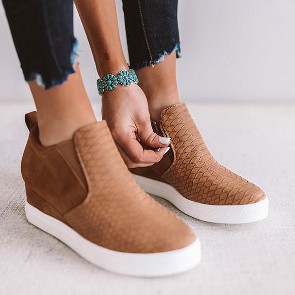 JO | Women Round Hollow Wedges Ankle Boots with Zipper