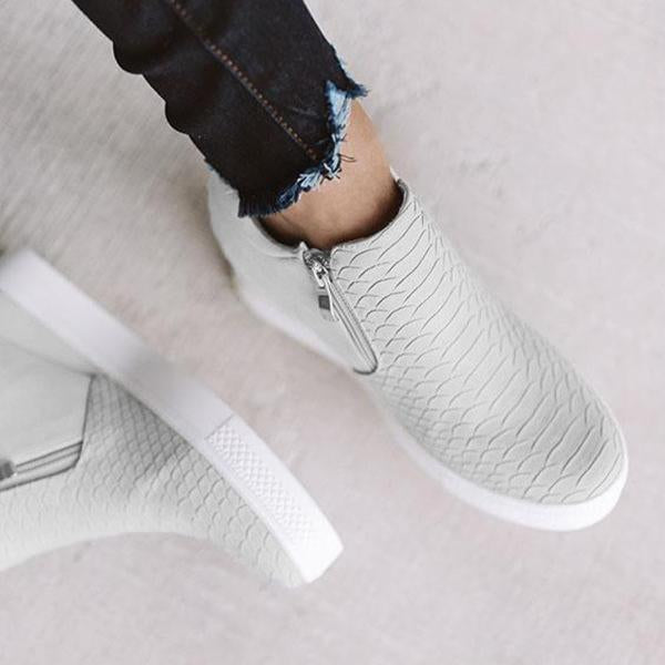 JO | Women Round Hollow Wedges Ankle Boots with Zipper