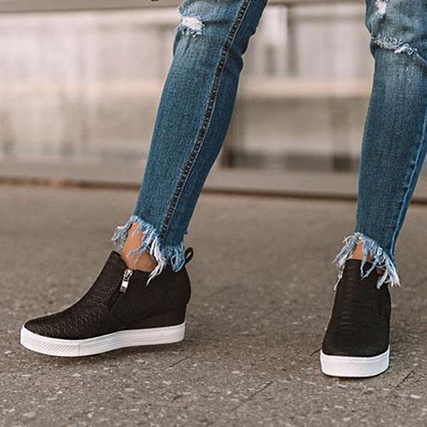 JO | Women Round Hollow Wedges Ankle Boots with Zipper