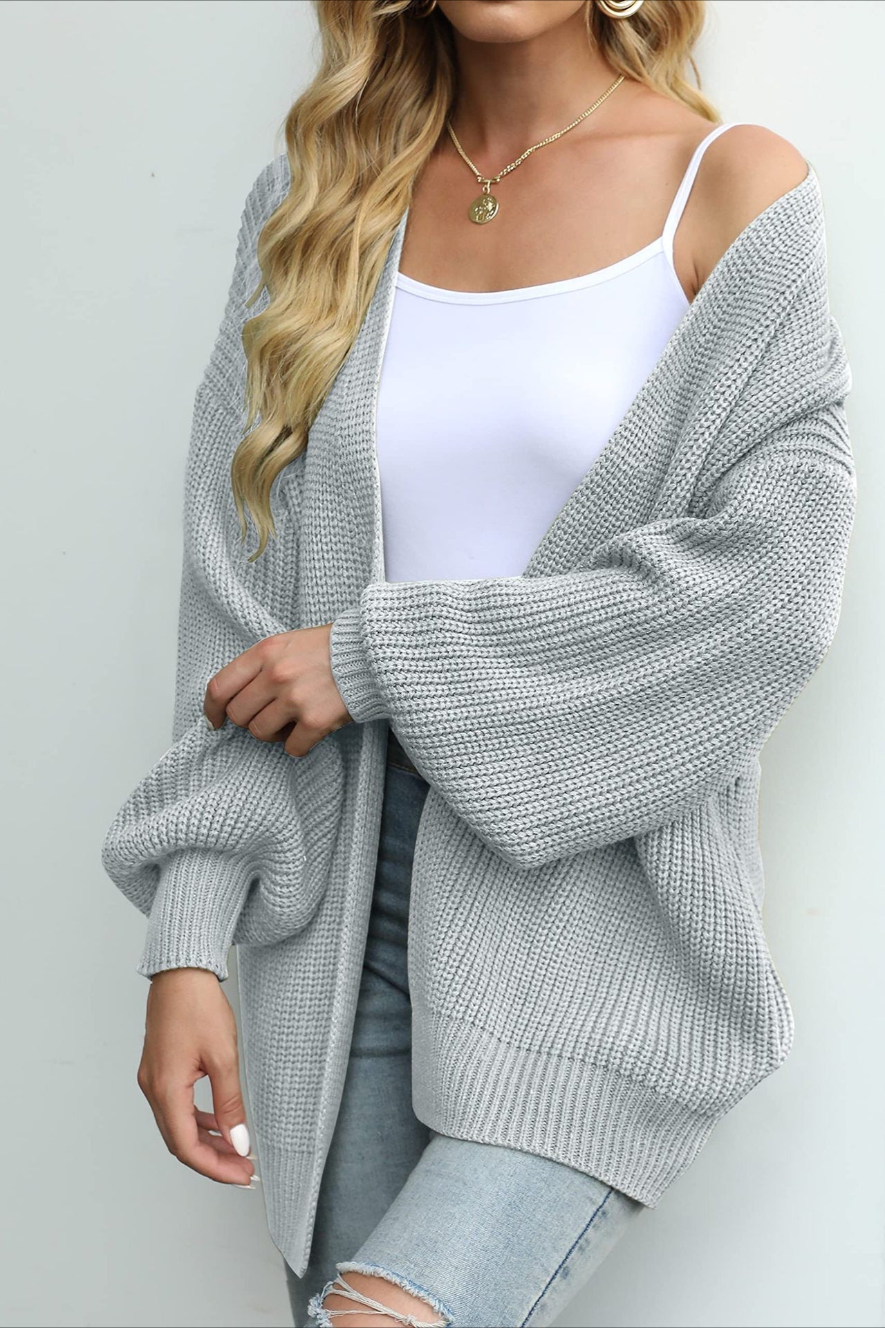 JO | Trendy and elegant winter cardigan
