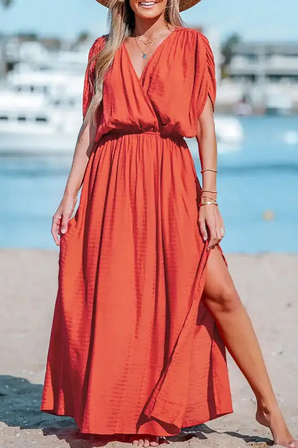 JO | Overcut neckline Split hem Gathered maxi dress