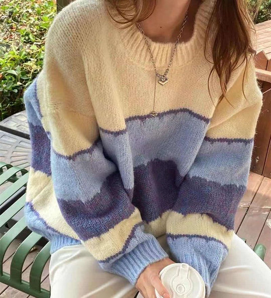 JO | Striped sweater with round neckline in contrasting color