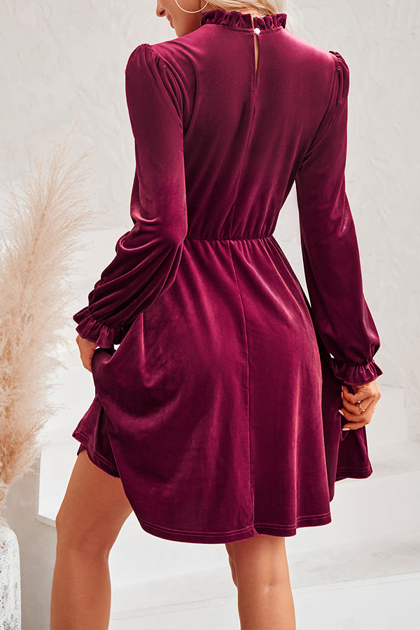 JO | Turtleneck long-sleeved velvet mini dress
