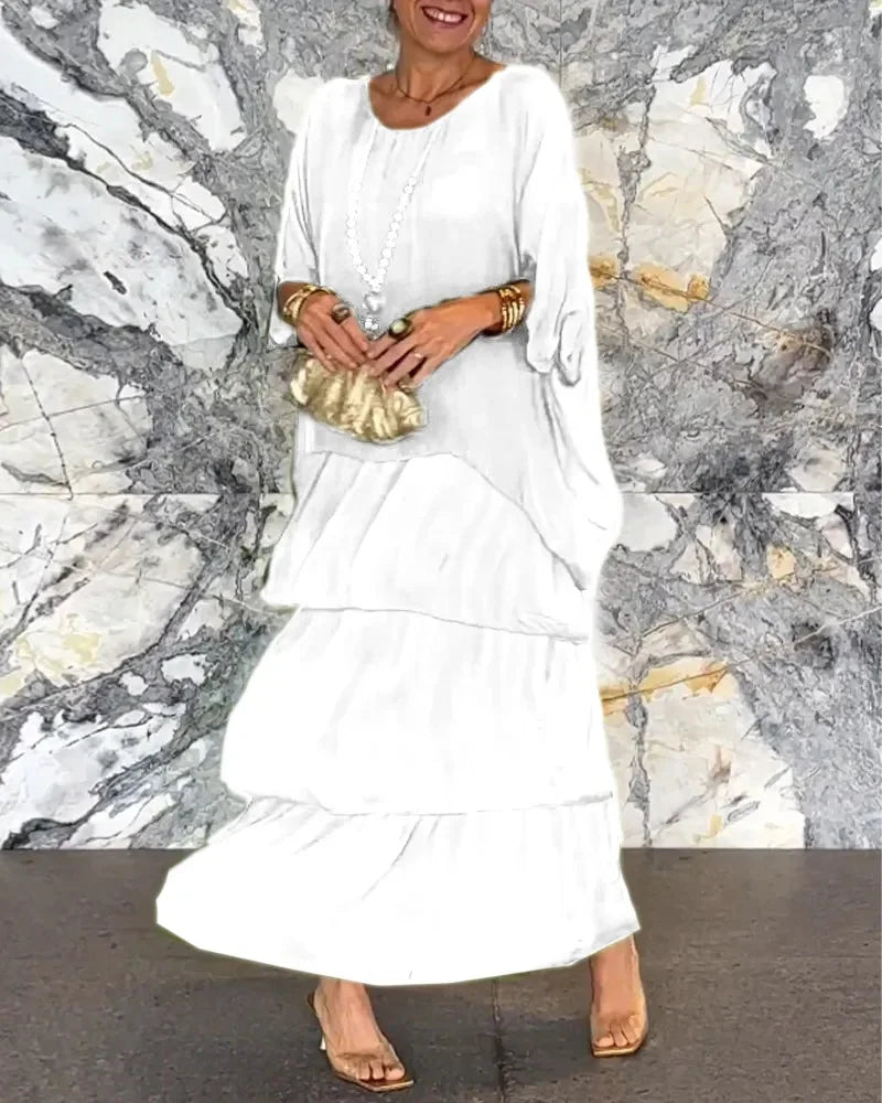 JO | Elegant maxi dress with plunging neckline