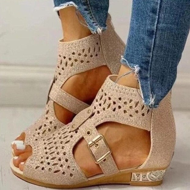 JO | Orthopaedic sandals with low heel